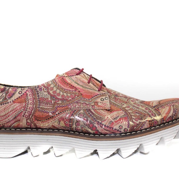 Funky Shoes - Picture 3 of 4